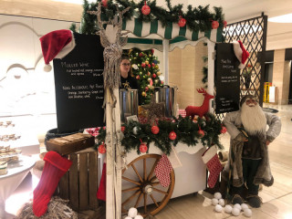 Mulled-Wine-Cart-London